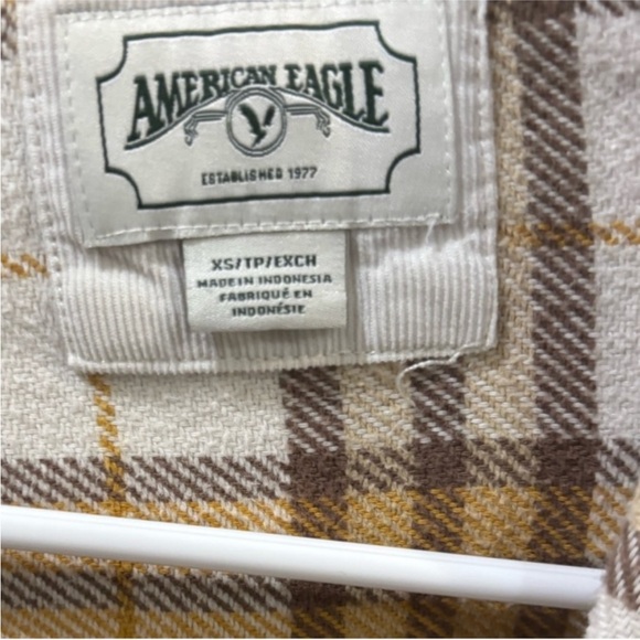 AE Plaid Button Up Shirt - Picture 2 of 9